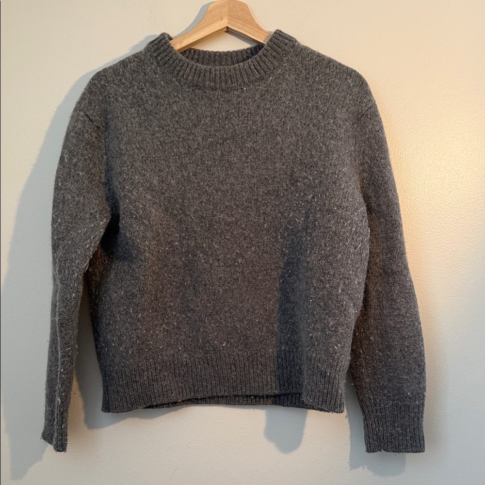 Elegant Charcoal Women's Crew Neck Sweater